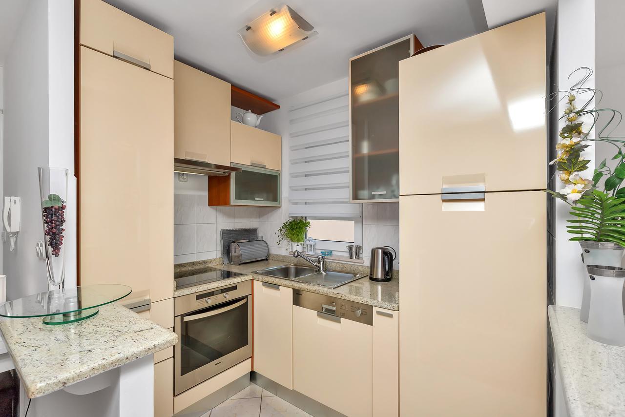 Apartment Manhattan Макарска Екстериор снимка