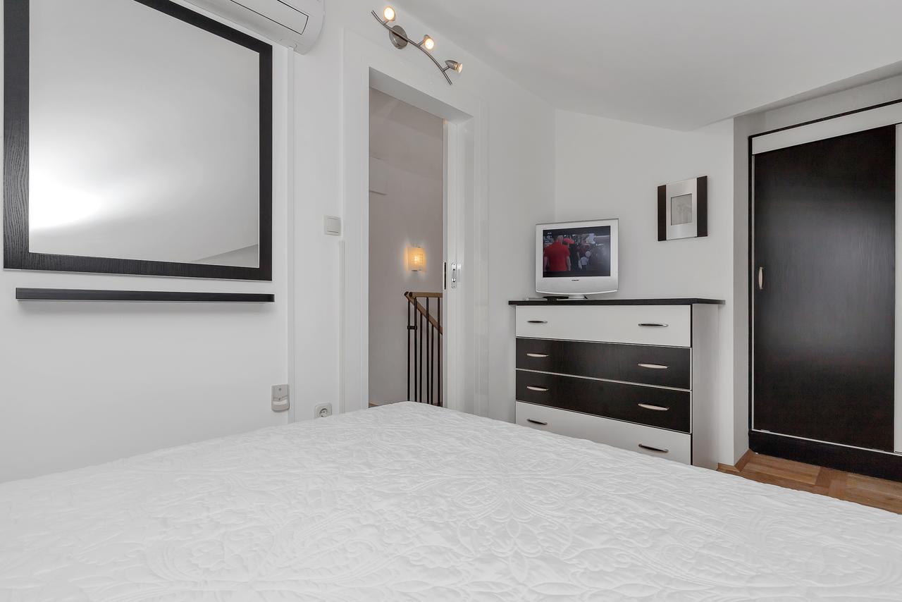 Apartment Manhattan Макарска Екстериор снимка