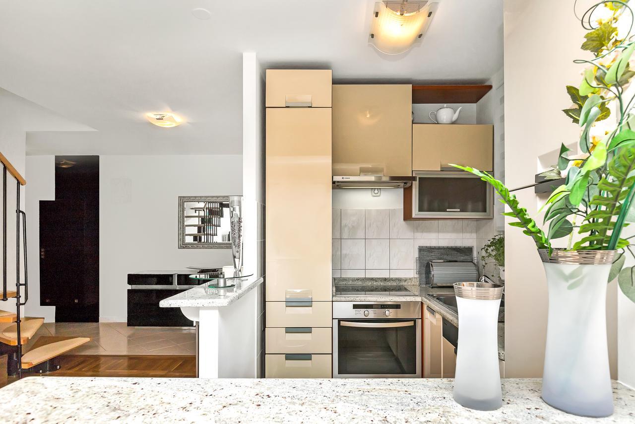 Apartment Manhattan Макарска Екстериор снимка